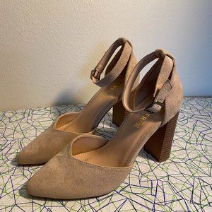 Tinstree Creamy Tan Heels Size 8